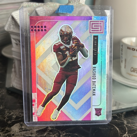 4 Rashod Bateman Sport Cards - Picture 2 of 4